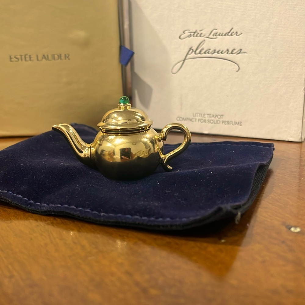 FULL Estee Lauder PLEASURES "GOLD LITTLE TEAPOT" Solid Perfume Compact